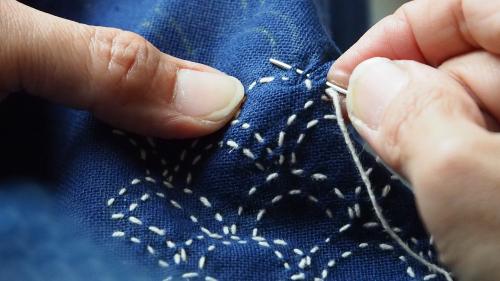 sashiko stitching with sewing needle