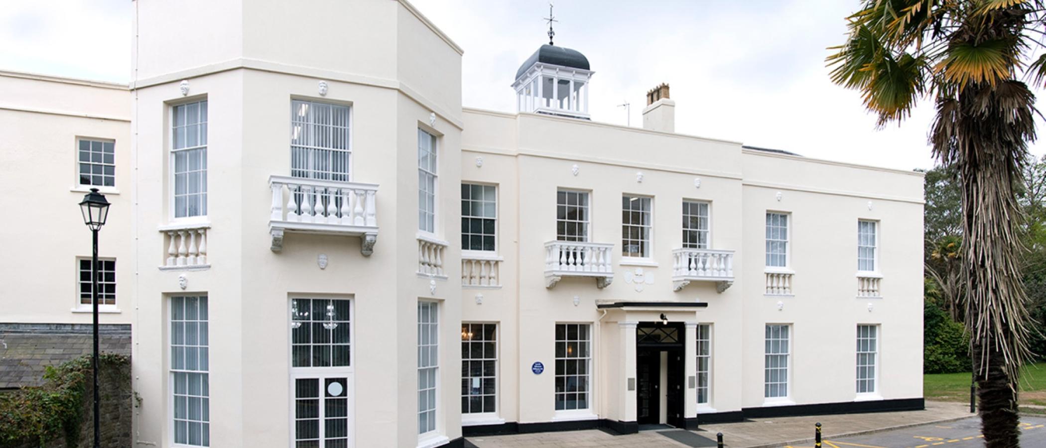 Gower College Swansea launches new CILEX Legal Services Level 5 apprenticeship