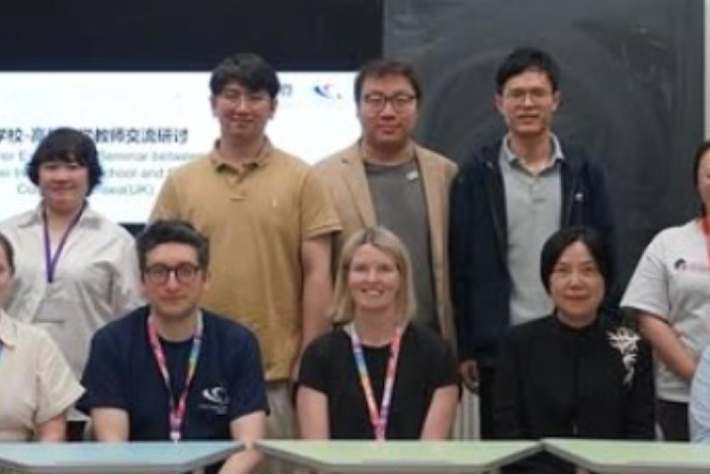 GCS students tour school in China 