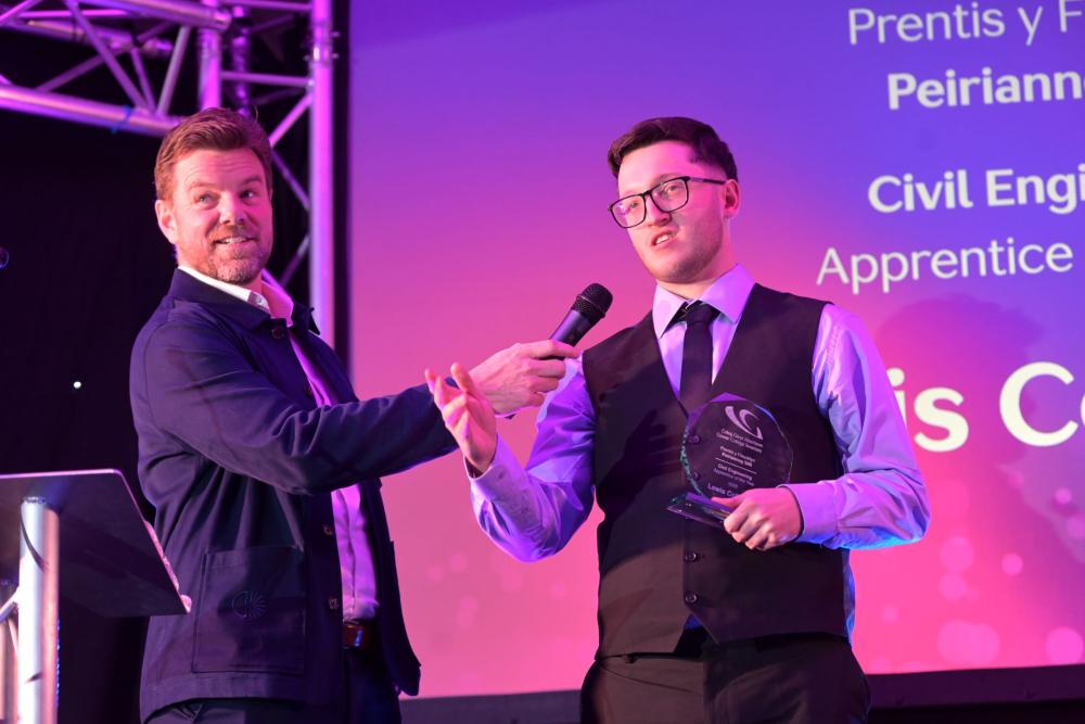 College celebrates top apprentices and employers