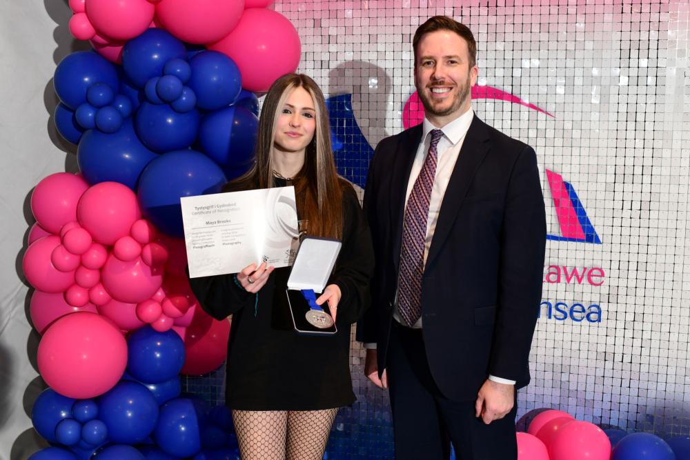 College students celebrate medals success