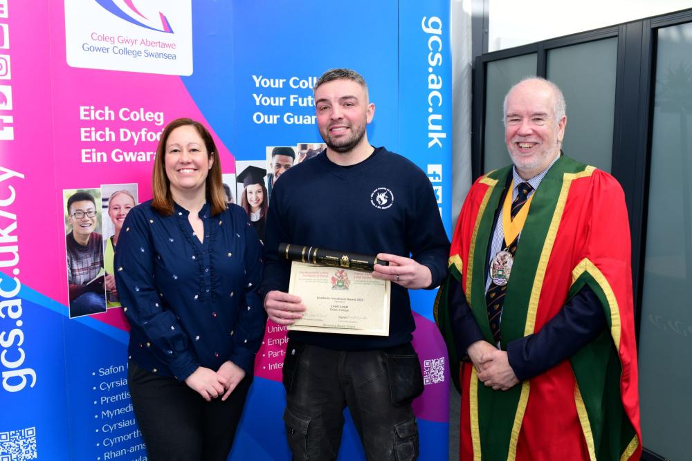 Hannah Pearce, Leon Lezzi and Master Henry Gilbert