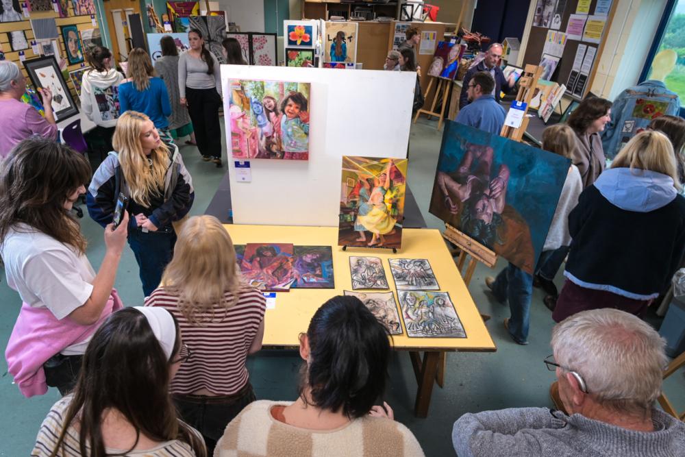 Crowd view fine art students art work